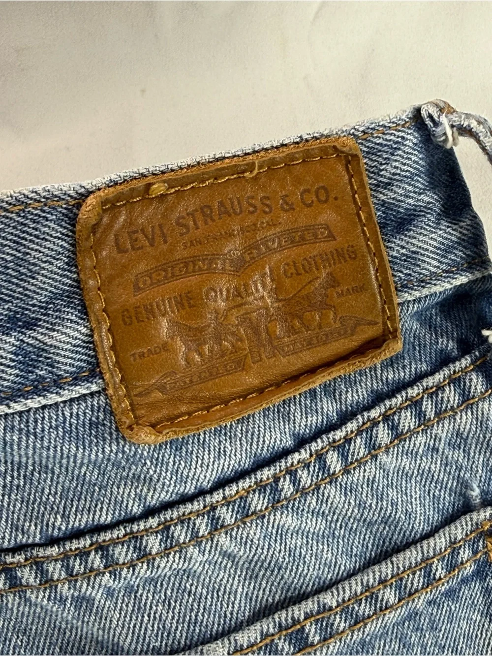 Levi's Wedgie Straight Leg Jeans | 29 High Rise | Raw Hem | 100% Cotton